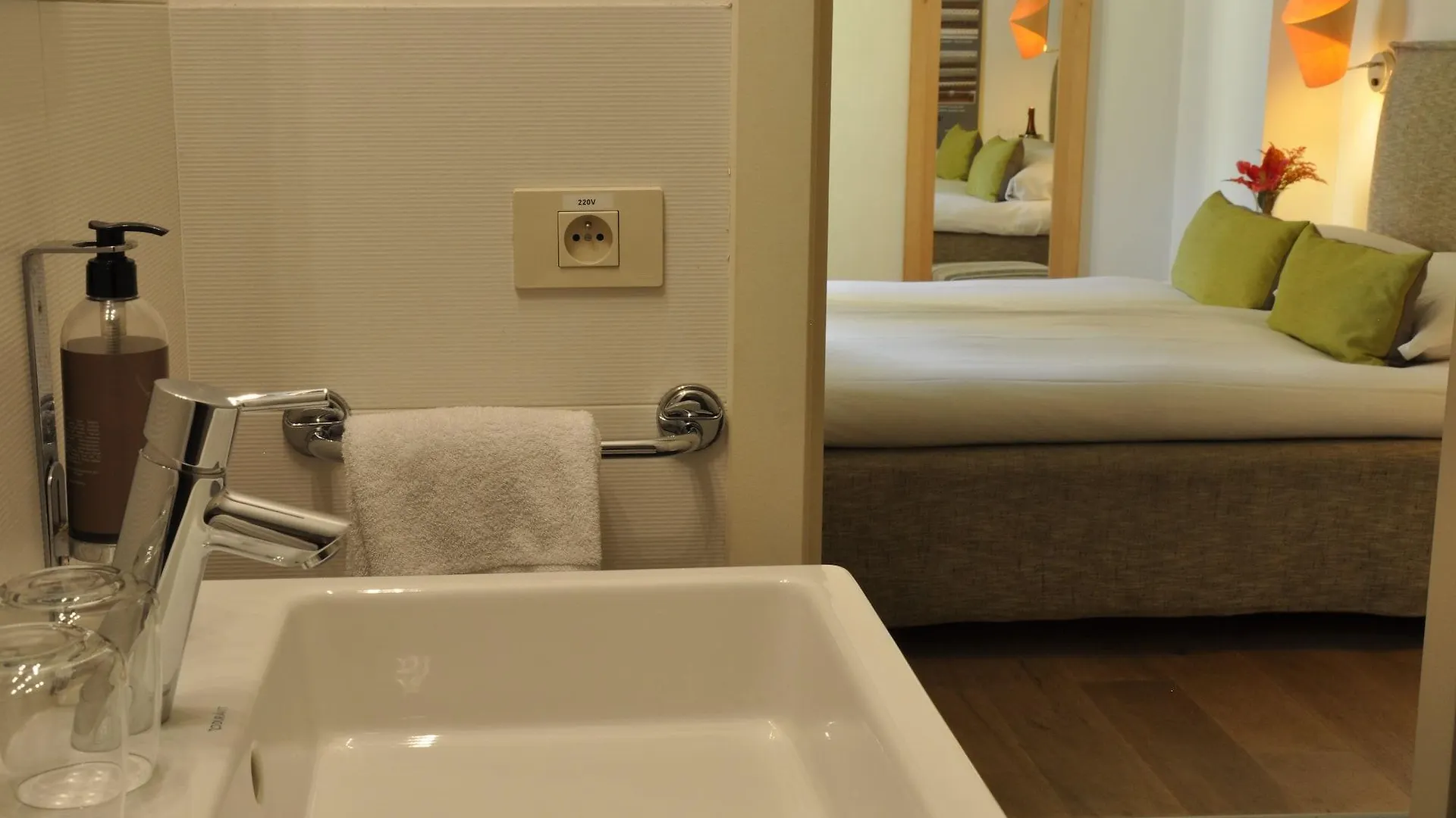 Trip Inn Eden Antwerpen Hotel Anversa